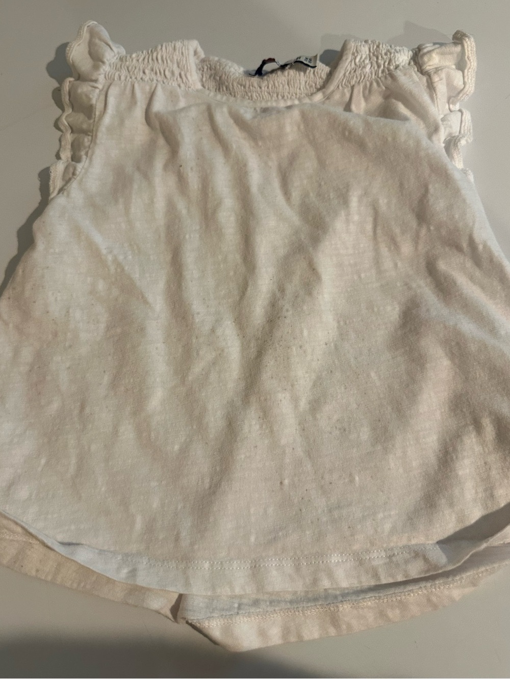 White Ruffle Sleeve Kids Top - vineyard vines